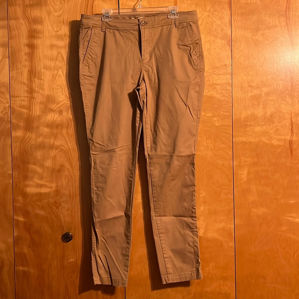 Like New Old Navy Skinny Khakis
